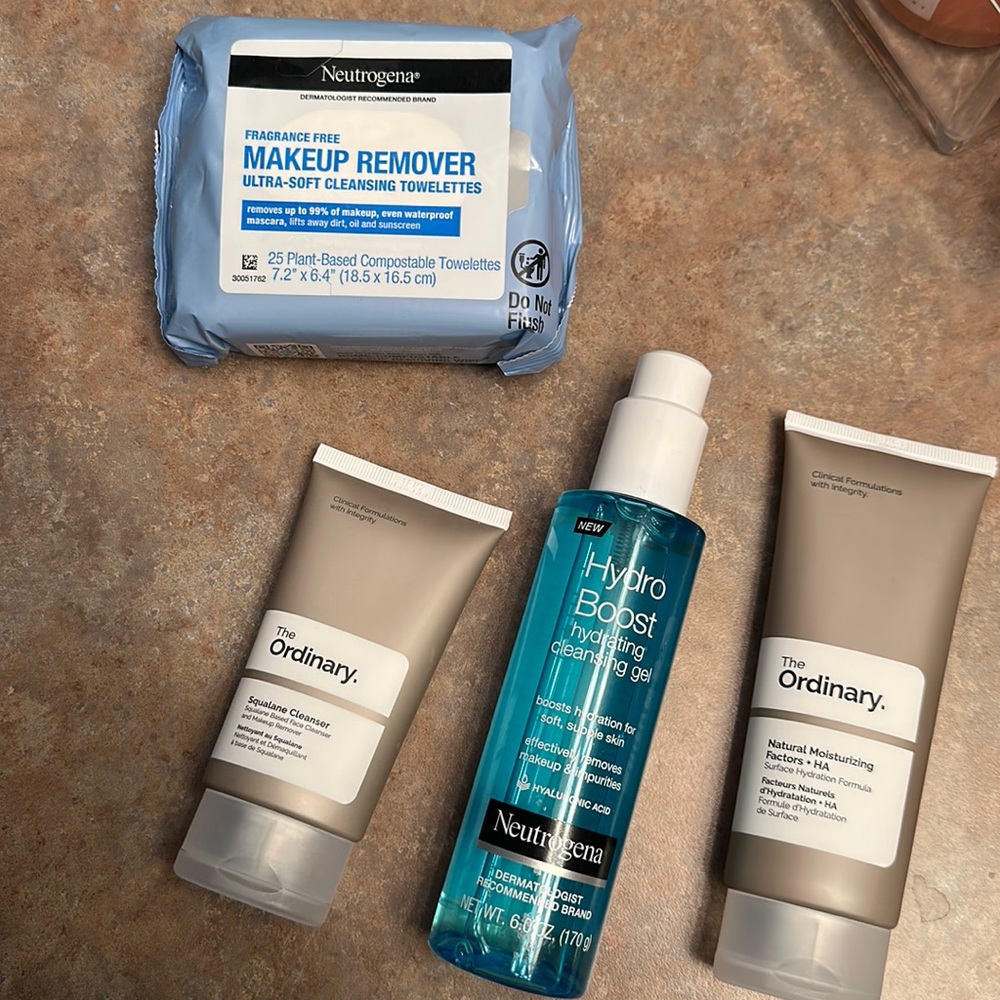 bundle of skincare products (all used once!) makeup wipes are new!